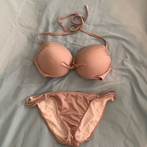 Victoria’s Secret 34DD Champagne Bikini